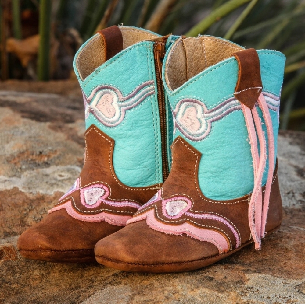 New In Box Shea Baby Hadley Heart Turquoise Pink Brown Leather Baby Boots Size 3